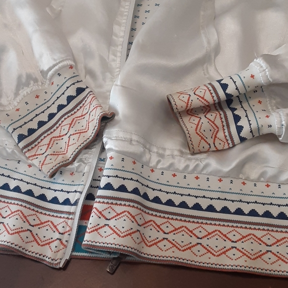 Reversable ROCAWEAR Jacket - Picture 6 of 7